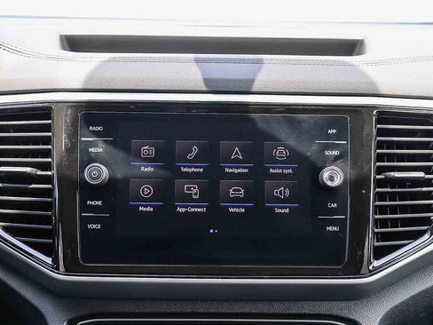 Used 2022 Volkswagen Atlas SE FWD image 14