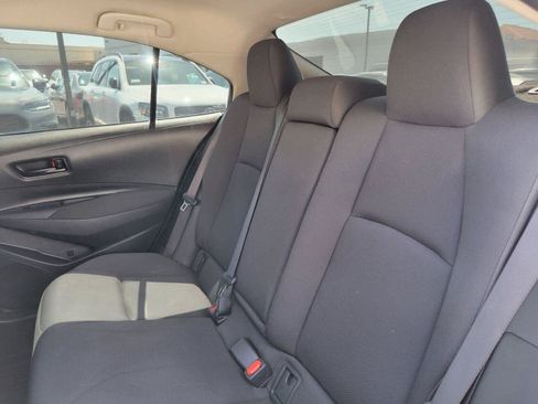 Used 2023 Toyota Corolla LE FWD image 17