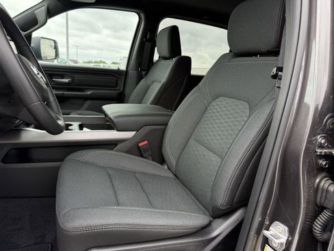 New 2026 RAM 1500 Express image 23