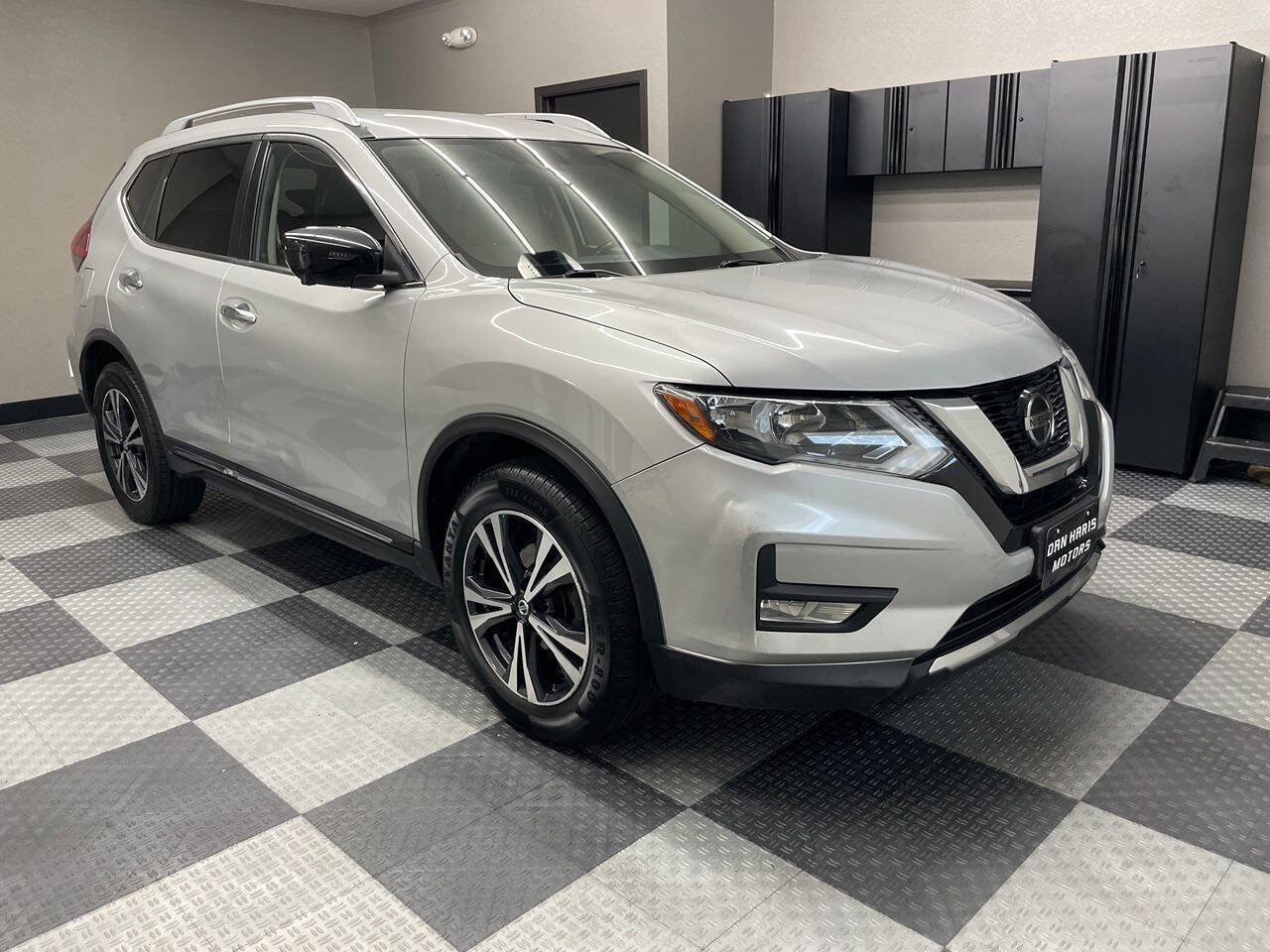 Used 2018 Nissan Rogue SL AWD/4WD image 4