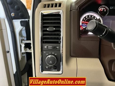 Used 2018 RAM 2500 Laramie w/ Cold Weather Group AWD/4WD image 23