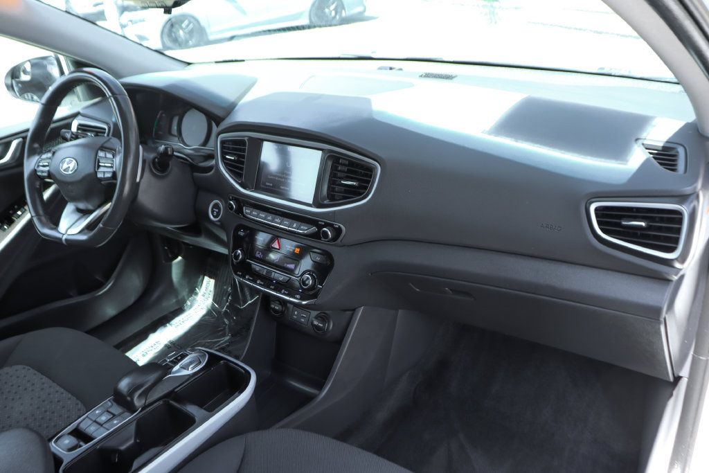 Used 2019 Hyundai Ioniq Electric FWD image 34