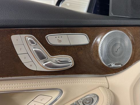 Used 2016 Mercedes-Benz C 300 C300 4MATIC Sedan w/Premium 2 image 16