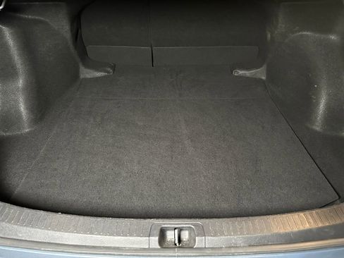 Used 2021 Toyota Corolla LE FWD image 22