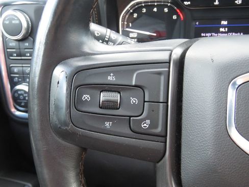 Used 2021 GMC Sierra 1500 AT4 w/ AT4 Preferred Package AWD/4WD image 21