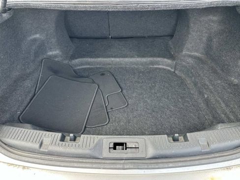 Used 2015 Ford Taurus SEL AWD/4WD image 10