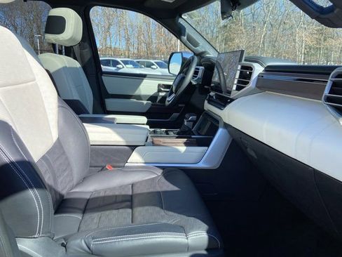 Used 2023 Toyota Sequoia Capstone image 27