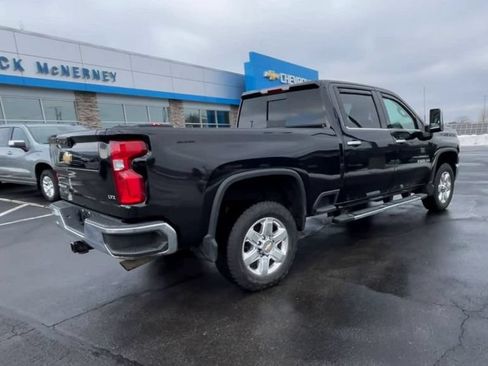 Used 2023 Chevrolet Silverado 2500 LTZ w/ LTZ Convenience Package AWD/4WD image 8