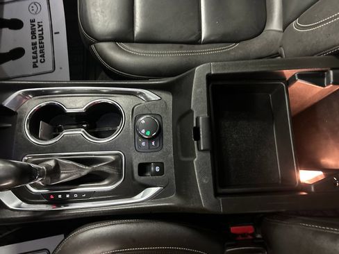 Used 2023 Chevrolet Traverse LT w/ LPO, Floor Liner Package AWD/4WD image 20