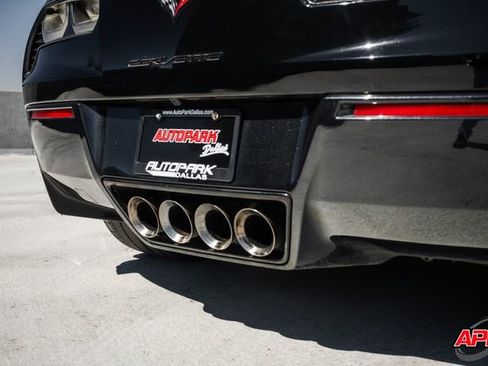 Used 2015 Chevrolet Corvette Z06 w/ 3LZ Preferred Equipment Group image 38