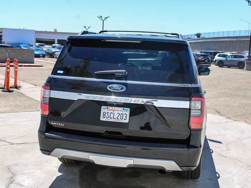 Used 2019 Ford Expedition Limited w/ Equipment Group 302A AWD/4WD image 8