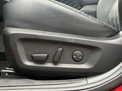 Used 2023 Mitsubishi Outlander SEL image 12