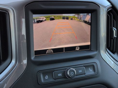 Used 2024 Chevrolet Silverado 1500 Custom image 15