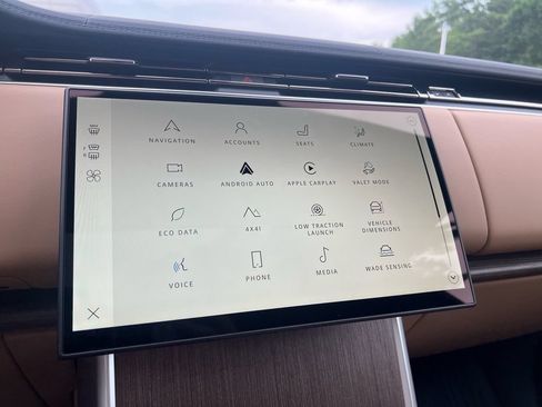 New 2026 Land Rover Range Rover SE AWD/4WD image 16