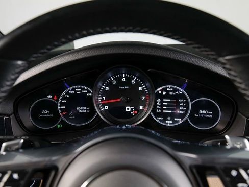 Used 2021 Porsche Cayenne Coupe image 21