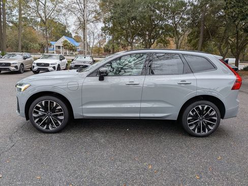 New 2026 Volvo XC60 T8 Ultra w/ Protection Package Premier image 7