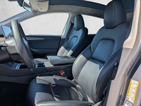 Used 2023 Tesla Model Y 2WD image 16