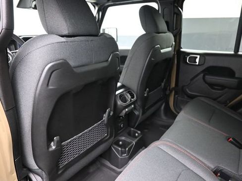 New 2026 Jeep Gladiator Rubicon AWD/4WD image 11
