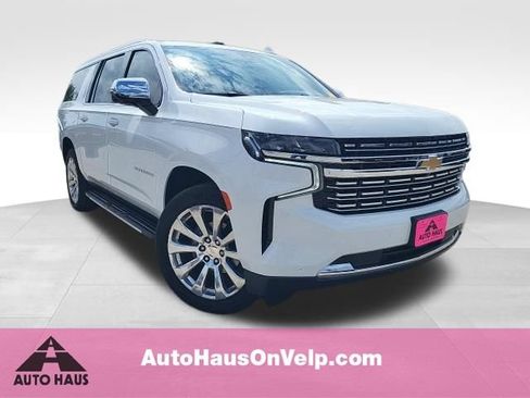 Used 2021 Chevrolet Suburban Premier w/ Premium Package AWD/4WD image 1