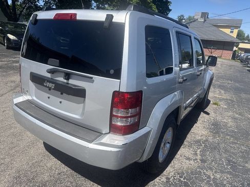 Used 2012 Jeep Liberty Sport w/ Popular Equipment Group AWD/4WD image 5