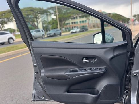 Used 2021 Nissan Versa SV image 14