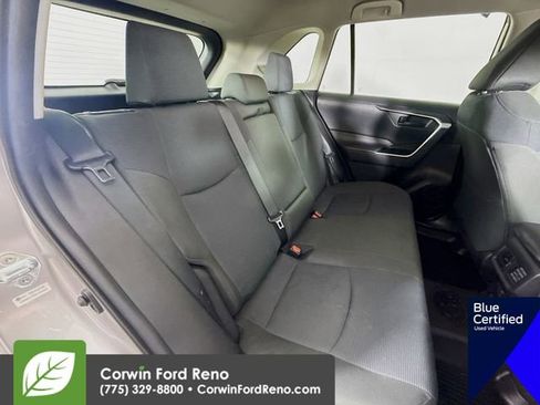 Used 2021 Toyota RAV4 LE image 26