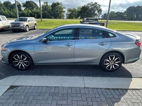 Used 2024 Chevrolet Malibu RS FWD image 5