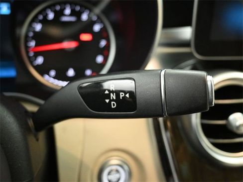 Used 2020 Mercedes-Benz C 300 Sedan image 14