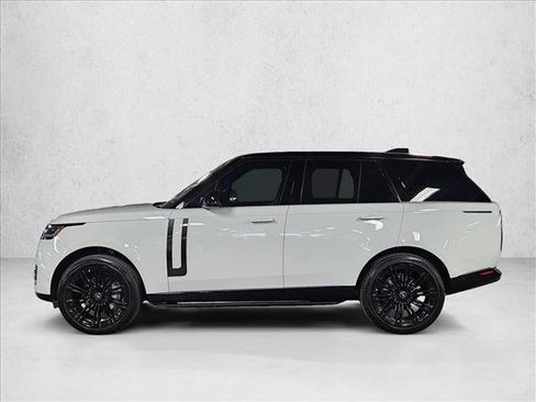 Used 2023 Land Rover Range Rover SE AWD/4WD image 8