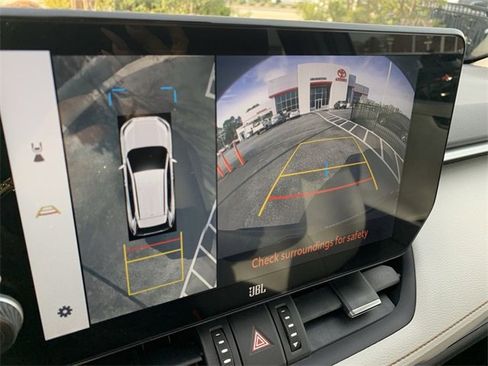 Used 2024 Toyota RAV4 Limited image 22