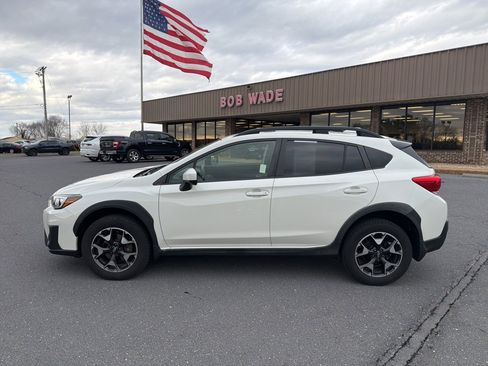 Used 2020 Subaru Crosstrek 2.0i Premium w/ Moonroof Package 2 image 2