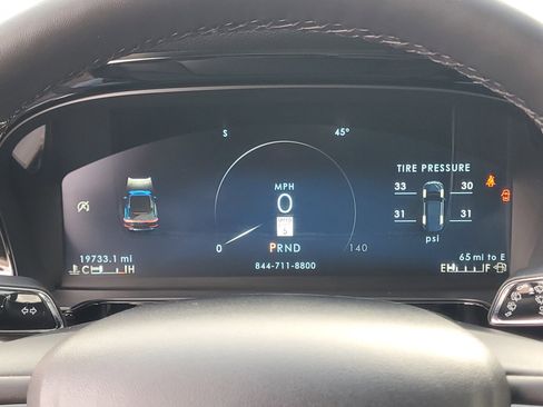 Used 2023 Lincoln Corsair AWD w/ Equipment Group 101A image 15