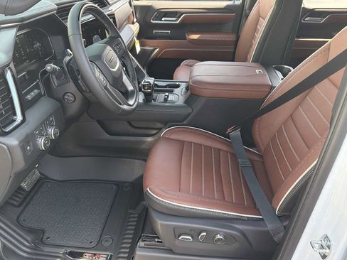 New 2026 GMC Sierra 1500 Denali Ultimate AWD/4WD image 18