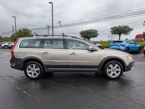 Used 2011 Volvo XC70 3.2 AWD/4WD image 7