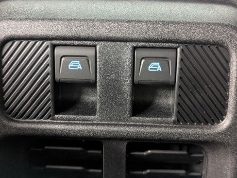 New 2026 Ford Bronco Outer Banks w/ Sasquatch Package image 24