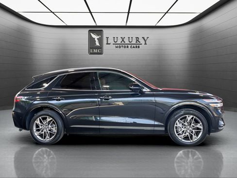 Used 2023 Genesis GV70 2.5T w/ Advanced Package AWD/4WD image 9