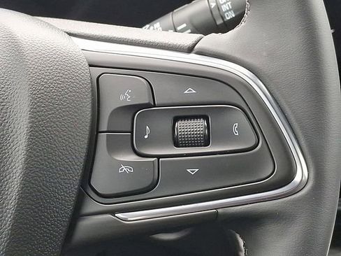 Used 2025 Buick Encore GX Sport Touring w/ Comfort Package image 23