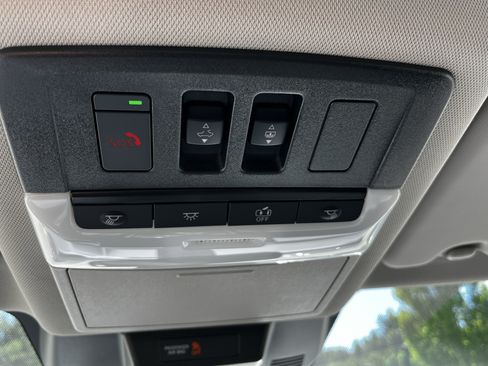 New 2026 Nissan Rogue Platinum AWD/4WD image 28