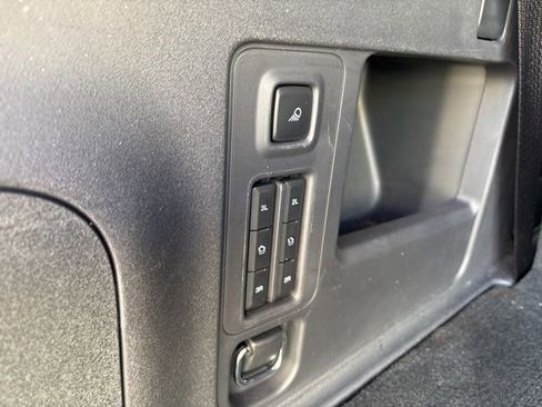 Used 2025 Ford Expedition Active image 37