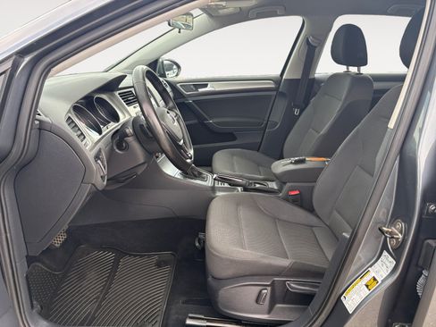 Used 2016 Volkswagen Golf S FWD image 19