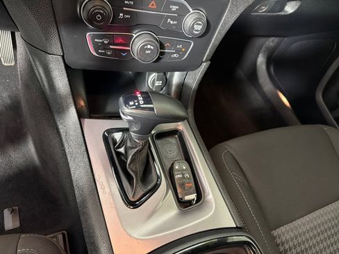 Used 2023 Dodge Charger SXT w/ Blacktop Package image 18