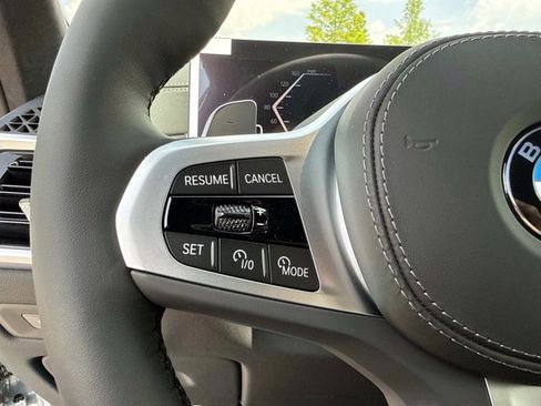 New 2026 BMW X5 xDrive40i w/ M Sport Package AWD/4WD image 36