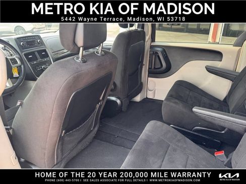 Used 2012 Dodge Grand Caravan Crew FWD image 23