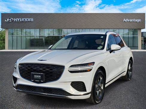 Certified 2026 Genesis GV70 2.5T image 4