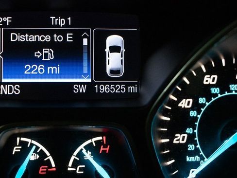 Used 2013 Ford Escape SEL image 28