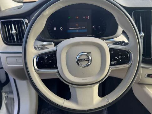 Used 2023 Volvo XC60 B5 Plus w/ Climate Package AWD/4WD image 17