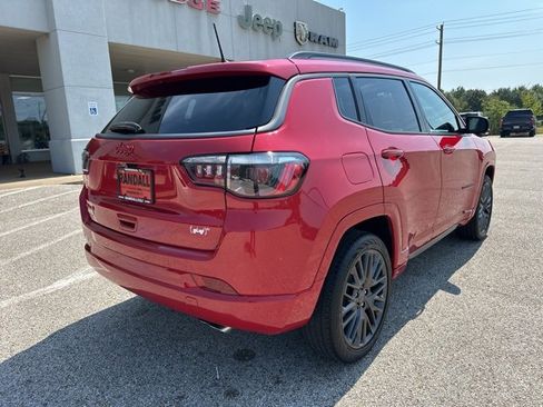 Certified 2022 Jeep Compass Limited image 8