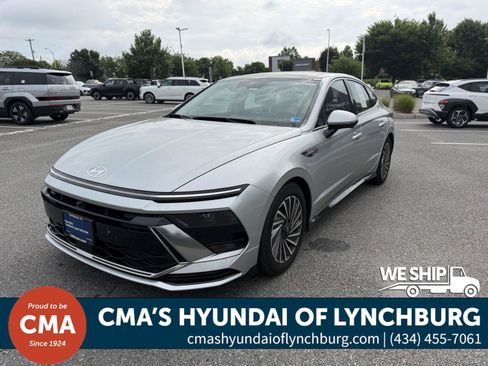 Certified 2025 Hyundai Sonata Limited FWD image 1