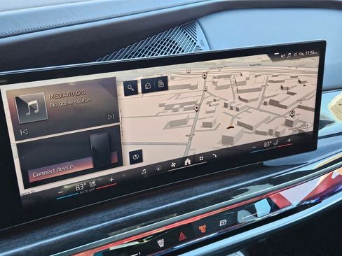 Used 2023 BMW 760i xDrive image 19
