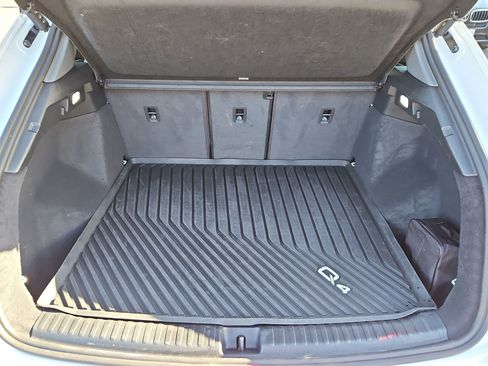 Used 2023 Audi Q4 e-tron Premium Plus w/ Premium Plus image 26